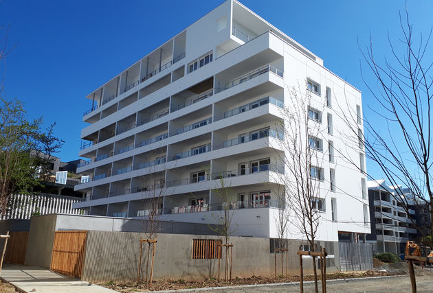 NewVill, quartier Villejean à Rennes, dessiné par l’architecte Carlos Soares, compte 44 appartements sur 7 étages. Il devait être livré aux acquéreurs fin mars.